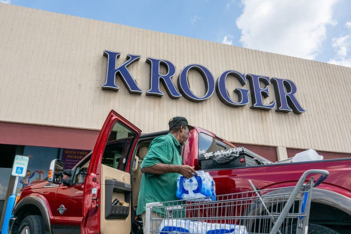 Kroger To Cut 3,000 Corporate Jobs As It Ramps Up AI